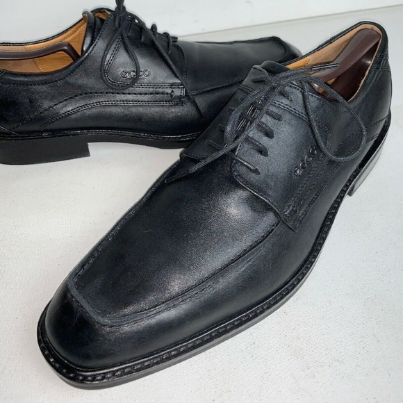 apron toe oxford